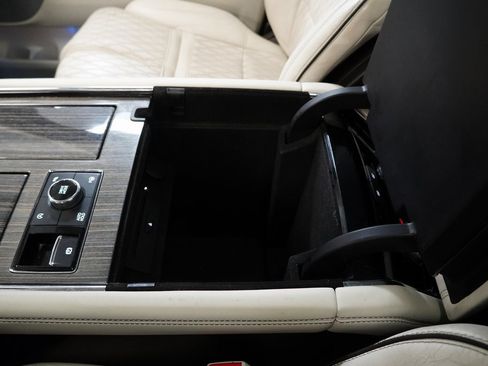 Used 2018 Lincoln Navigator Black Label image 10