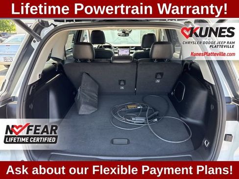 Used 2023 Jeep Grand Cherokee 4WD 4xe image 46