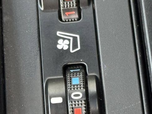 Used 2011 Lexus RX 350 2WD w/ Premium Pkg image 12