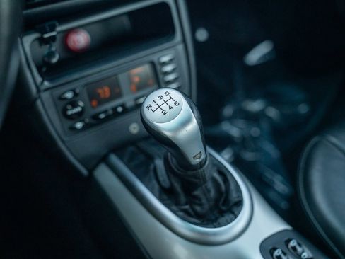 Used 2001 Porsche 911 GT3 RS image 18