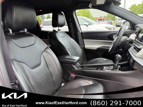 Used 2023 Jeep Compass Limited w/ Elite Group AWD/4WD image 11