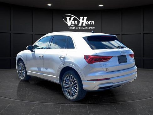 Used 2022 Audi Q3 2.0T Premium w/ Convenience Package image 5