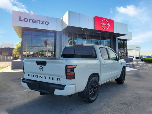 New 2026 Nissan Frontier SV w/ SV Convenience Package image 4