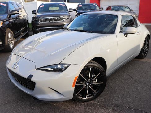 Used 2025 MAZDA MX-5 Miata RF Grand Touring image 47