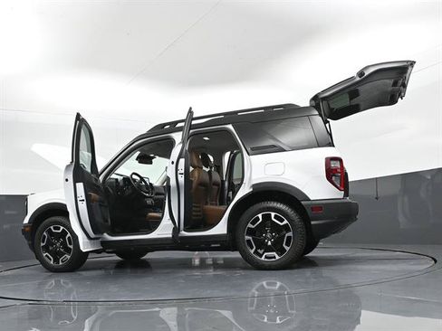 Used 2023 Ford Bronco Sport Outer Banks w/ Tech Package AWD/4WD image 50