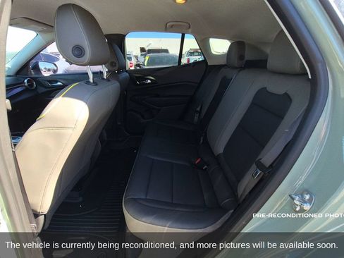 Used 2024 Chevrolet Trax ACTIV FWD image 12