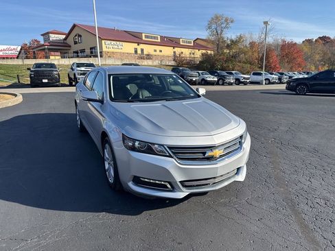 Used 2019 Chevrolet Impala LT image 7
