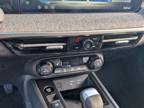 New 2026 Nissan Kicks SV w/ SV Premium Package image 17