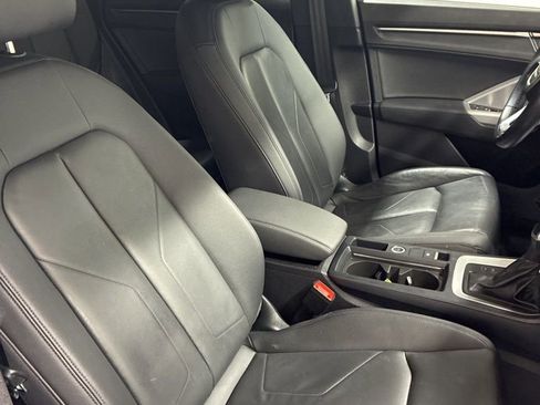 Used 2024 Audi Q3 2.0T Premium AWD/4WD image 23