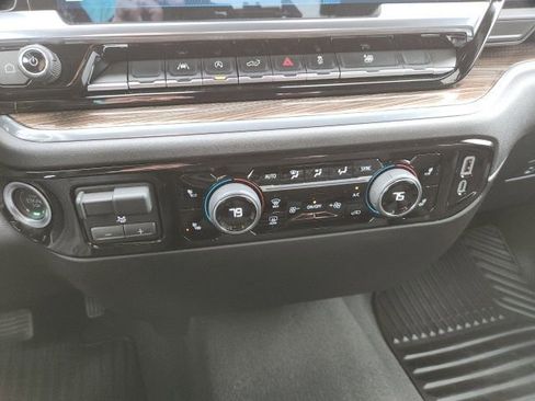 Certified 2025 Chevrolet Silverado 1500 LT image 20