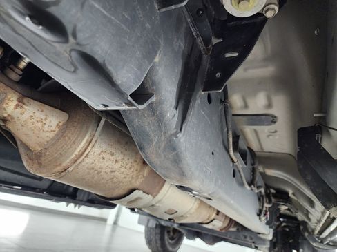 Used 2021 Ford F350 Lariat image 27