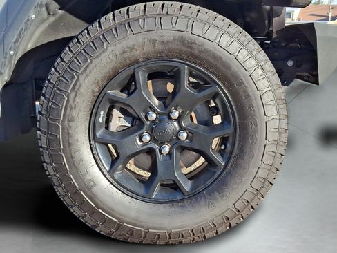 Certified 2023 Jeep Wrangler Willys image 8