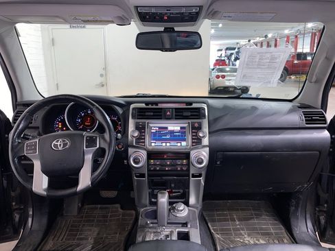 Used 2012 Toyota 4Runner Limited image 13
