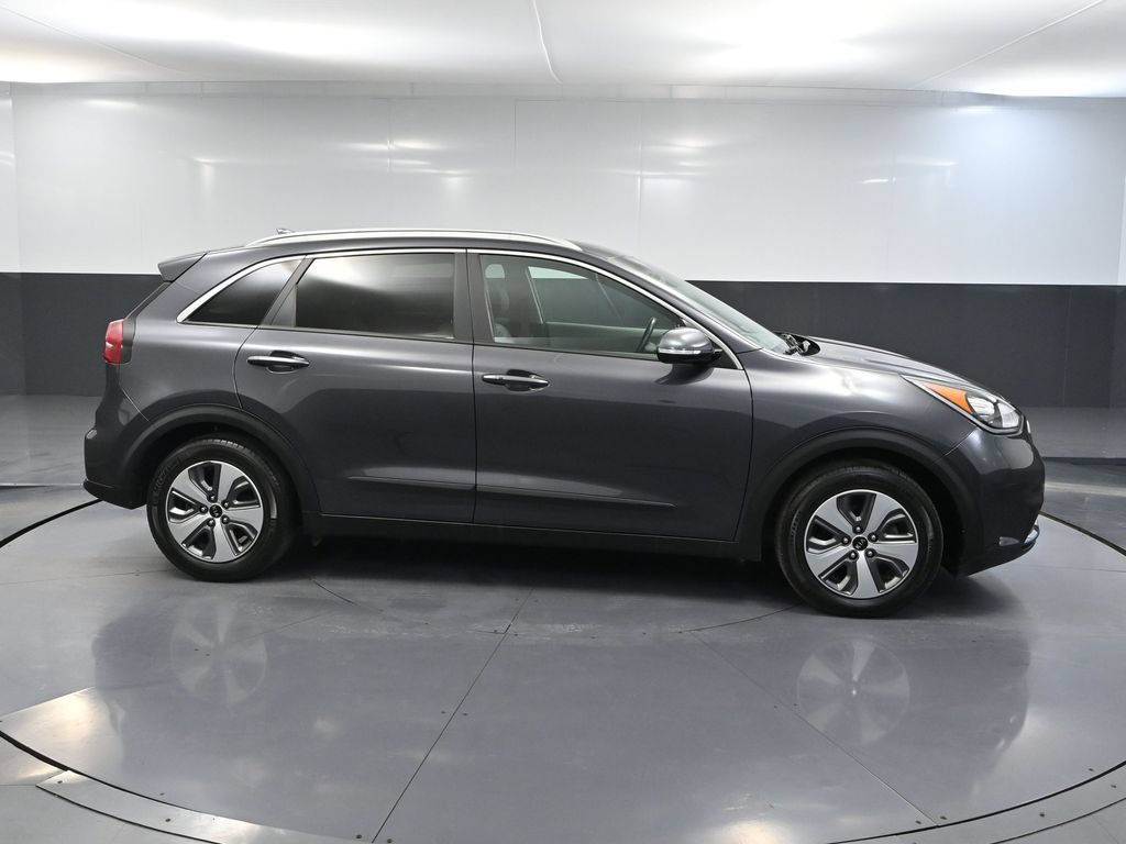 Used 2019 Kia Niro EX FWD image 3