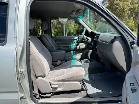 Used 2001 Toyota Tacoma PreRunner image 16
