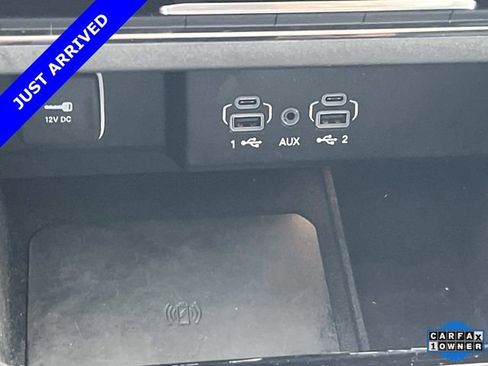 Certified 2024 Jeep Wagoneer 2WD w/ Premium Group I image 38