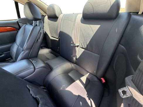 Used 2005 Lexus SC 430 Convertible w/ Preferred Accessory Pkg RWD image 16
