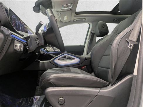 Used 2025 Mercedes-Benz GLE 350 4MATIC image 17