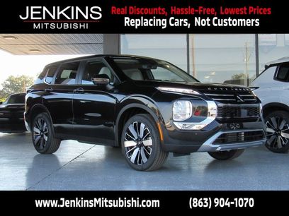 New 2025 Mitsubishi Outlander SE