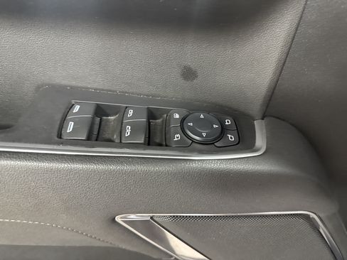 Used 2025 GMC Sierra 1500 SLT AWD/4WD image 28