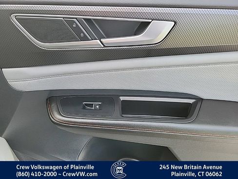 Certified 2024 Volkswagen Atlas Peak Edition SEL AWD/4WD image 43