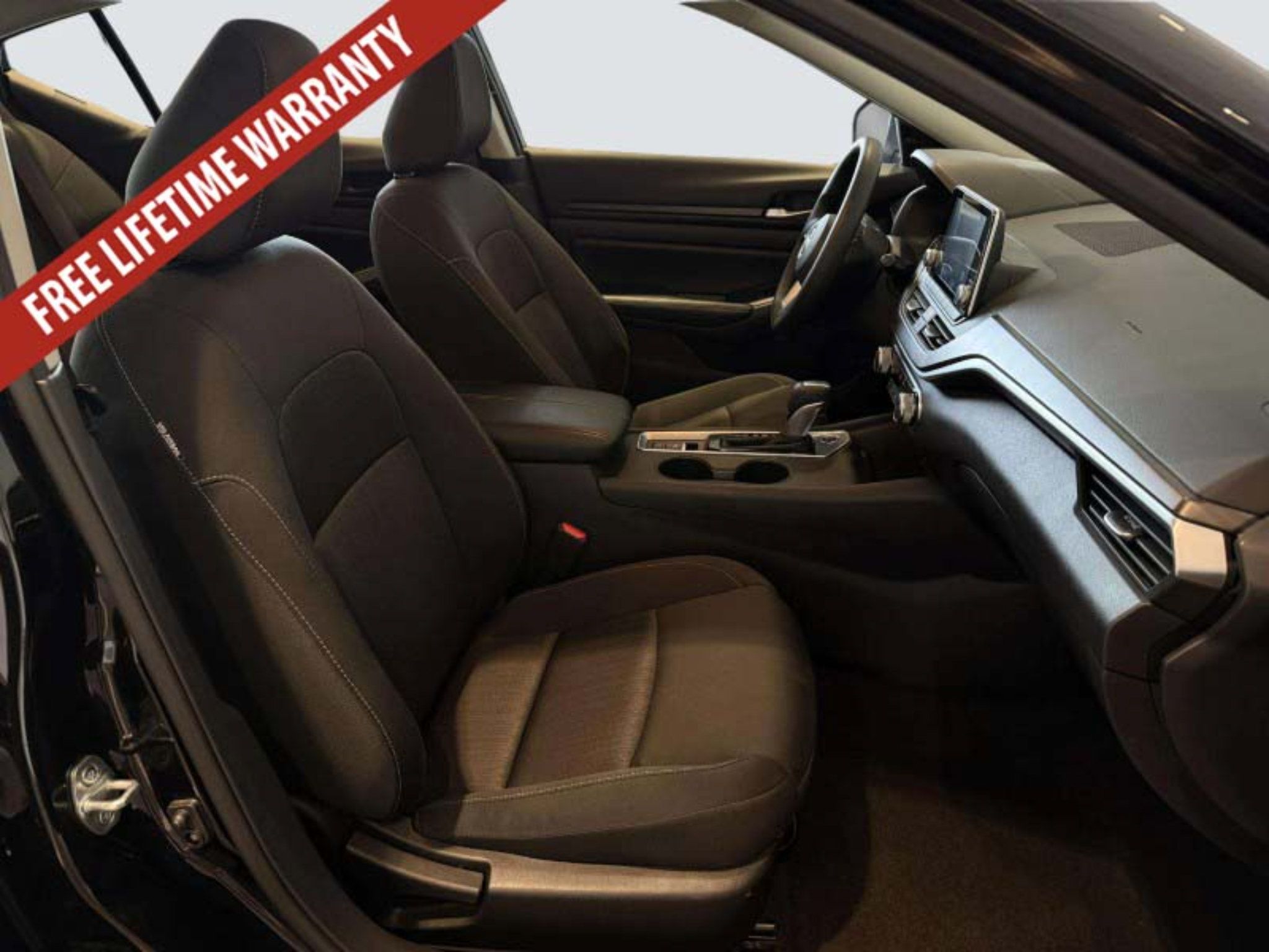 Used 2025 Nissan Altima 2.5 SV AWD/4WD image 31