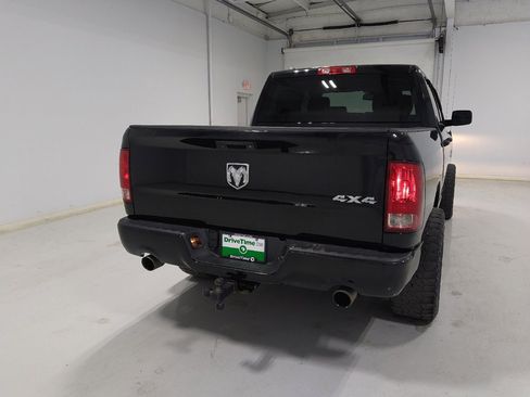 Used 2015 RAM 1500 Express AWD/4WD image 7