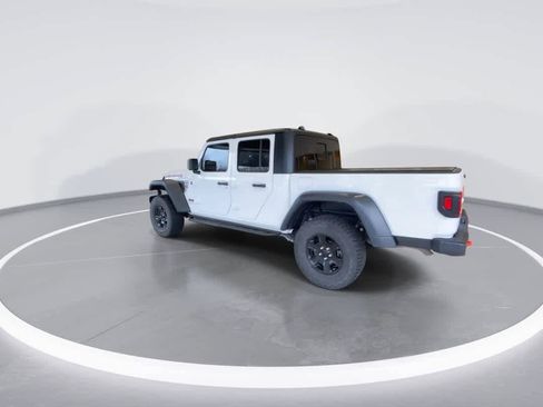 Used 2023 Jeep Gladiator Mojave w/ Cold Weather Group AWD/4WD image 6