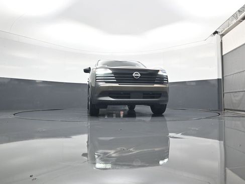 New 2026 Nissan Kicks S image 18