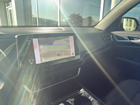 New 2026 Volkswagen Atlas Cross Sport SEL R-Line image 13