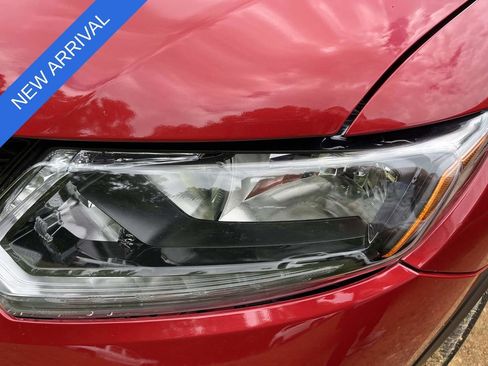 Used 2015 Nissan Rogue S AWD/4WD image 8
