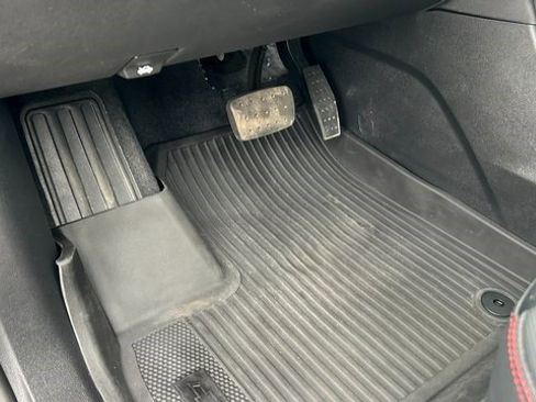 Certified 2024 Chevrolet Traverse RS w/ LPO, Floor Liner Package image 19