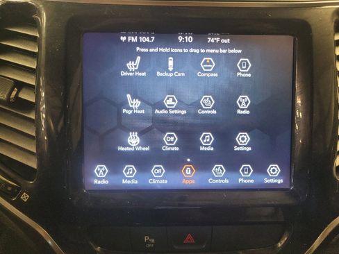 Used 2020 Jeep Cherokee Limited image 25