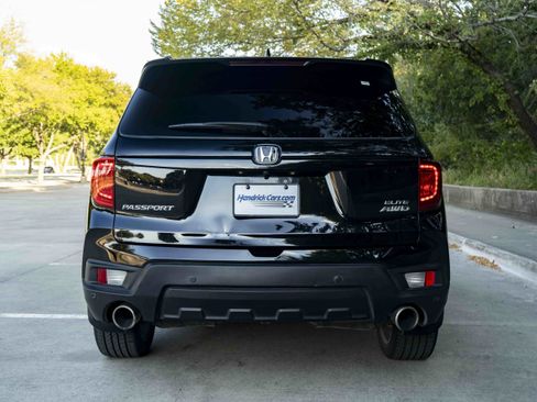 Used 2023 Honda Passport Elite image 8