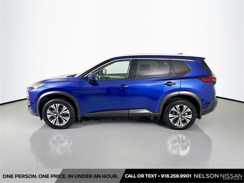 Certified 2021 Nissan Rogue SV w/ Premium Package image 8