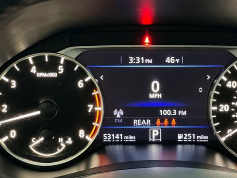 Used 2023 Nissan Altima 2.5 SR image 21