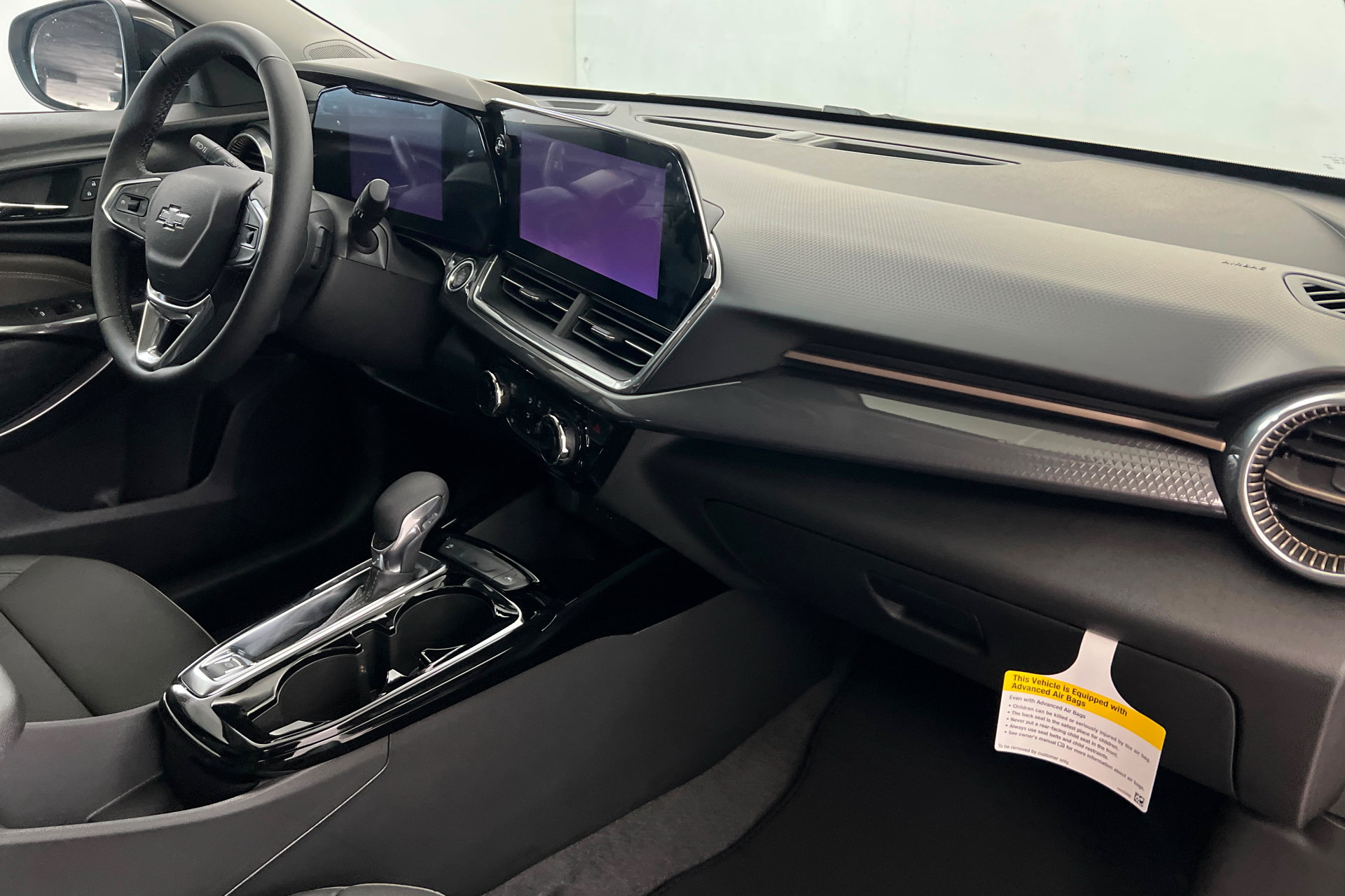 New 2026 Chevrolet Trax ACTIV w/ Driver Confidence Package FWD image 25