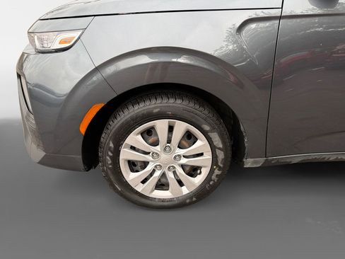 Used 2021 Kia Soul LX FWD image 14