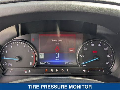Used 2023 Ford Explorer XLT w/ Equipment Group 202A RWD image 16