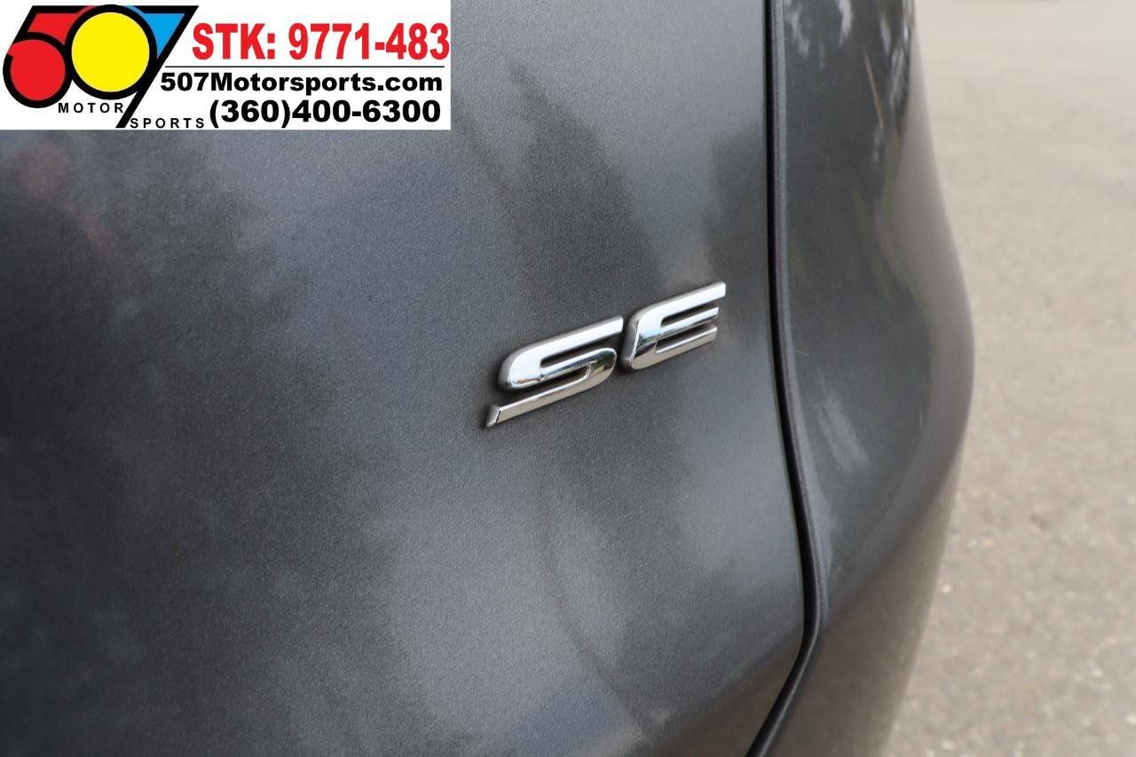 Used 2014 Ford Fusion SE FWD image 12