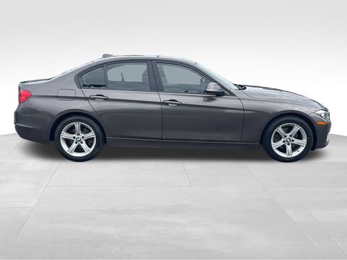 Used 2014 BMW 328i xDrive Sedan AWD/4WD image 9