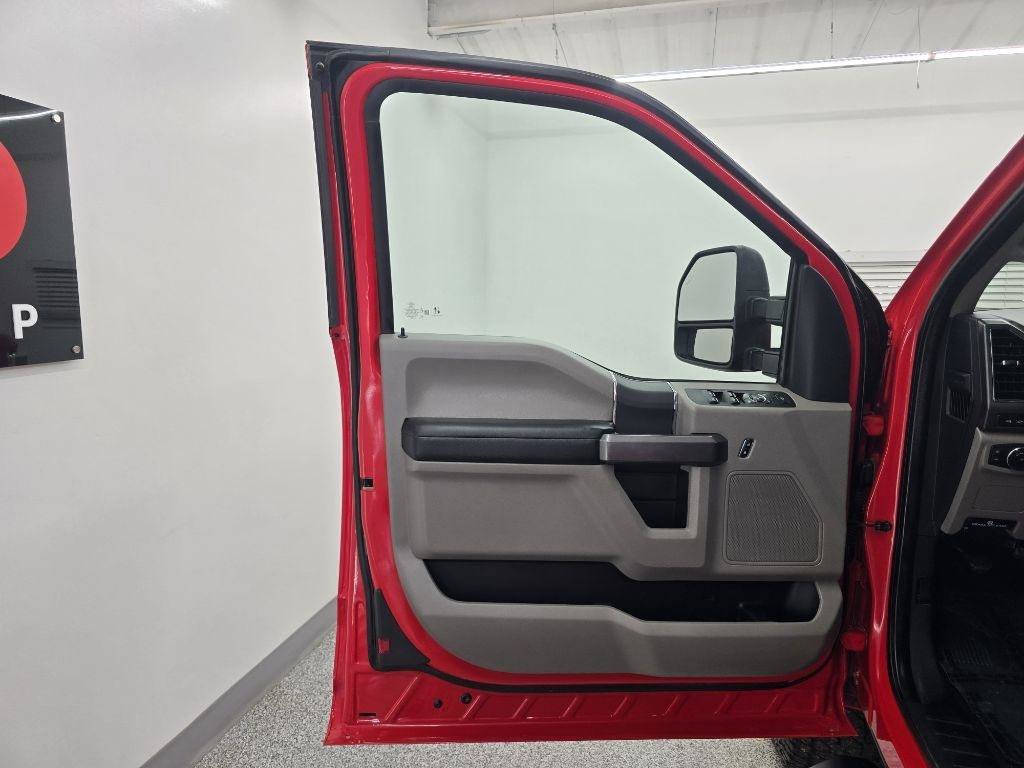 Used 2022 Ford F250 XLT w/ XLT Value Package AWD/4WD image 23