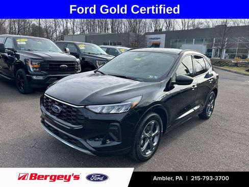Certified 2023 Ford Escape ST-Line image 1