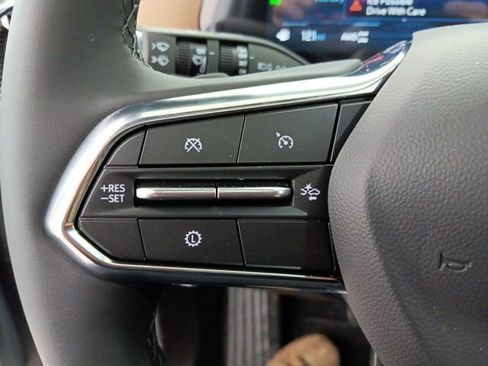 New 2026 Chevrolet Equinox ACTIV w/ Convenience Package III AWD/4WD image 10