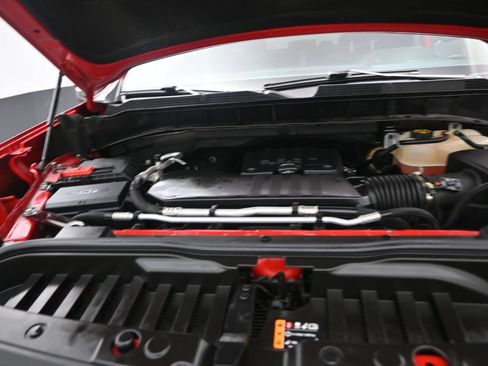 Used 2022 Chevrolet Silverado 1500 LT RWD image 13