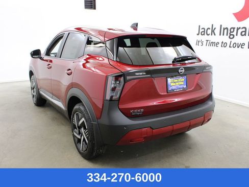 New 2026 Nissan Kicks SV w/ SV Premium Package image 2
