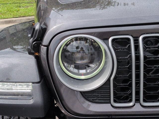 New 2027 Jeep Wrangler Unlimited Sahara AWD/4WD image 10