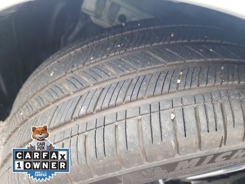 Used 2025 Toyota Corolla SE image 36