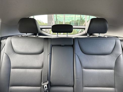 Used 2019 Hyundai Ioniq Limited FWD image 18