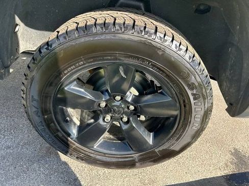 Used 2019 RAM 1500 Warlock AWD/4WD image 60
